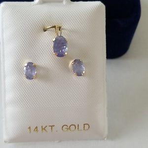 14k Gold Tanzanite pendant/earring set